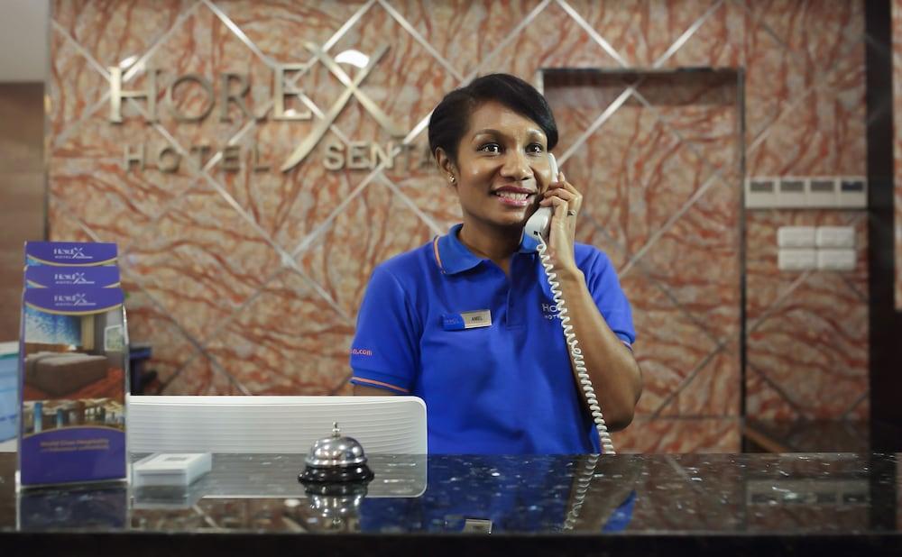 Hotel Horison Express Sentani à Jayapura Extérieur photo